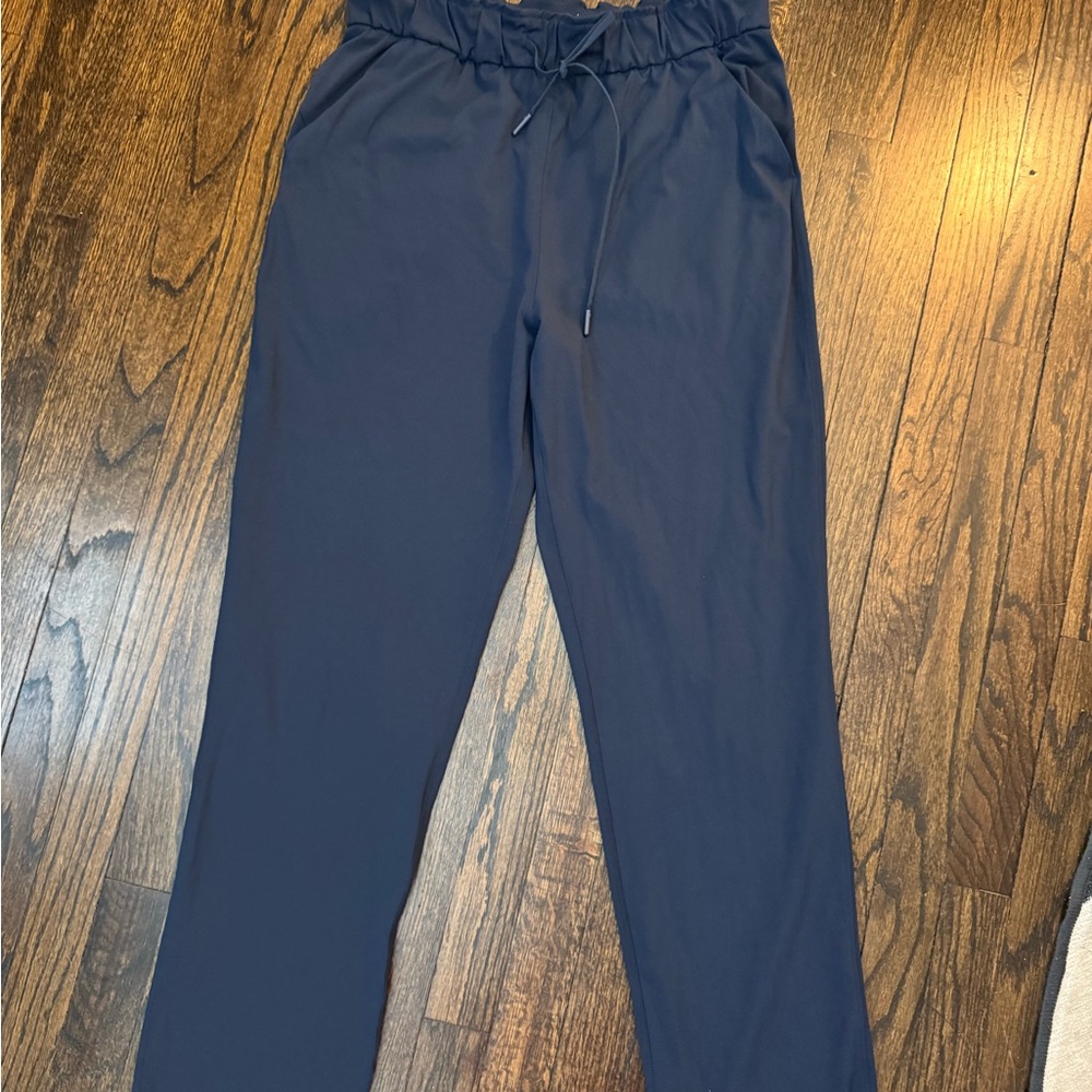 Lululemon Women’s Navy Blue Pants